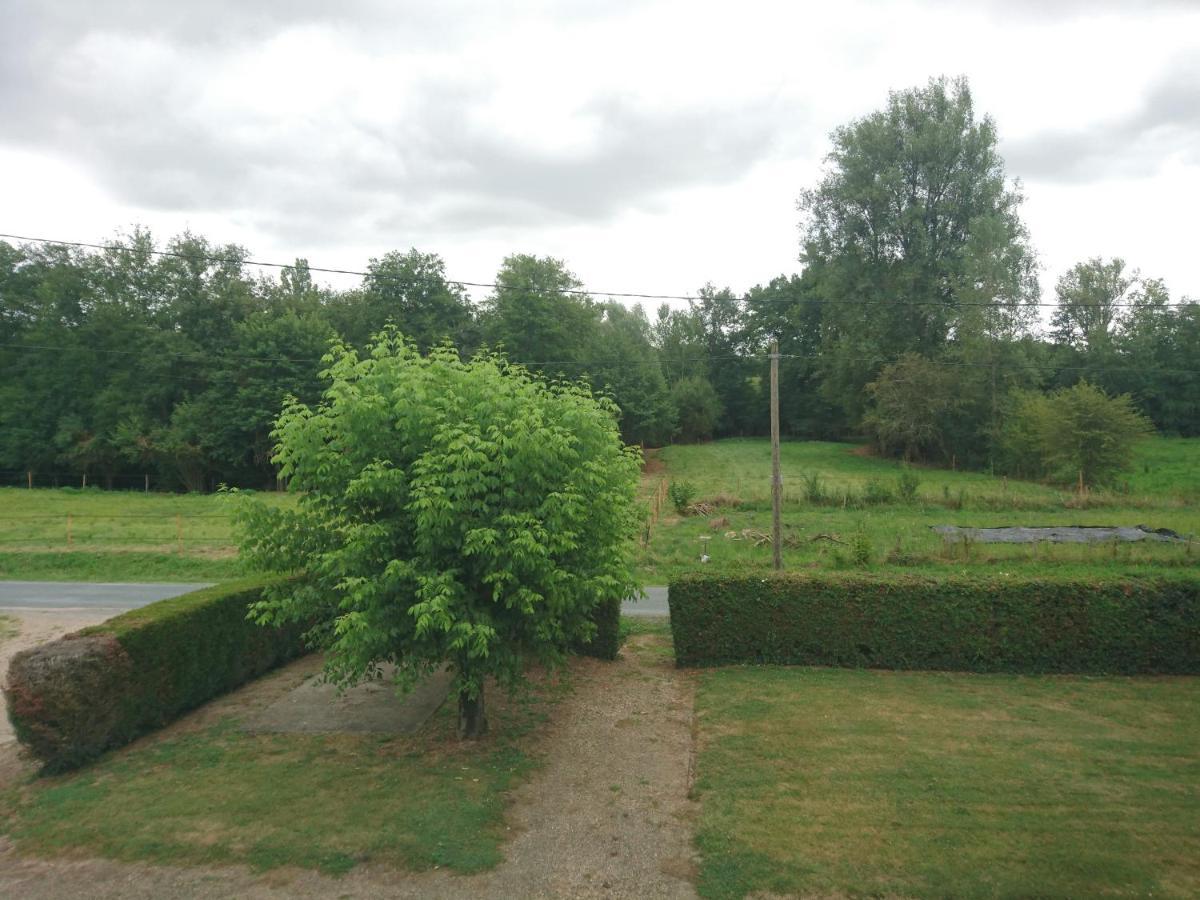 Bed and Breakfast Aux Vieux Fours Noaillac Екстер'єр фото