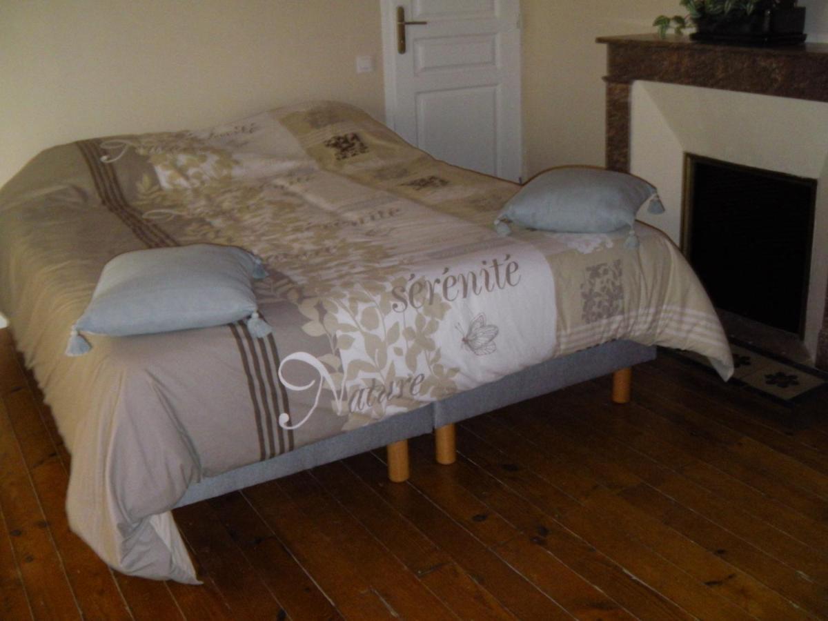 Bed and Breakfast Aux Vieux Fours Noaillac Екстер'єр фото