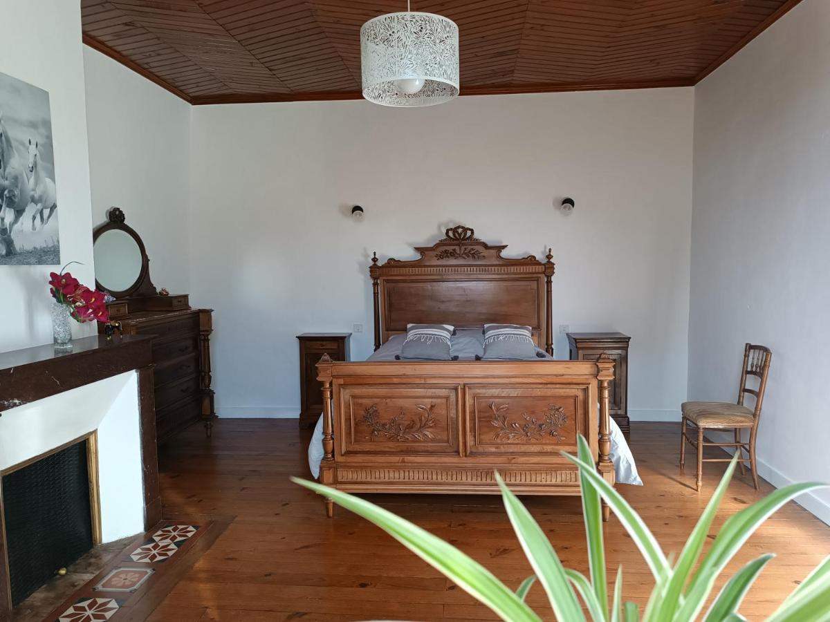 Bed and Breakfast Aux Vieux Fours Noaillac Екстер'єр фото